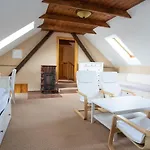 Gasthuis Orlov 4*